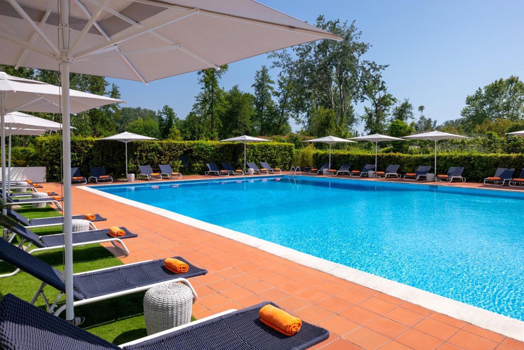 Unahotels Dei Marmi 马尔米堡